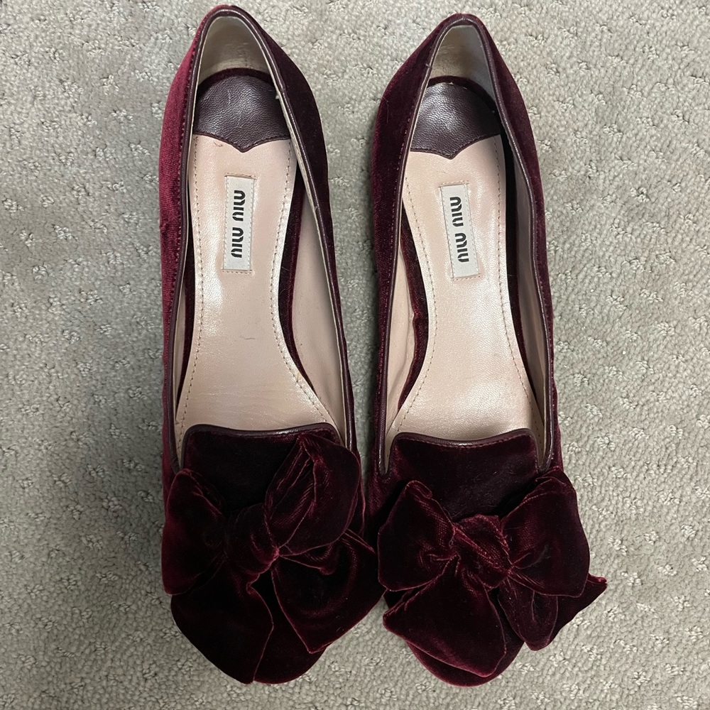 Velvet Miu Miu Loafer with embellished heel sz 39